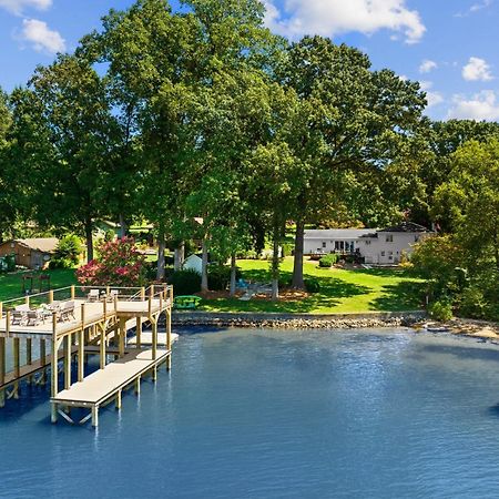 Lakefront Living Mooresville Extérieur photo