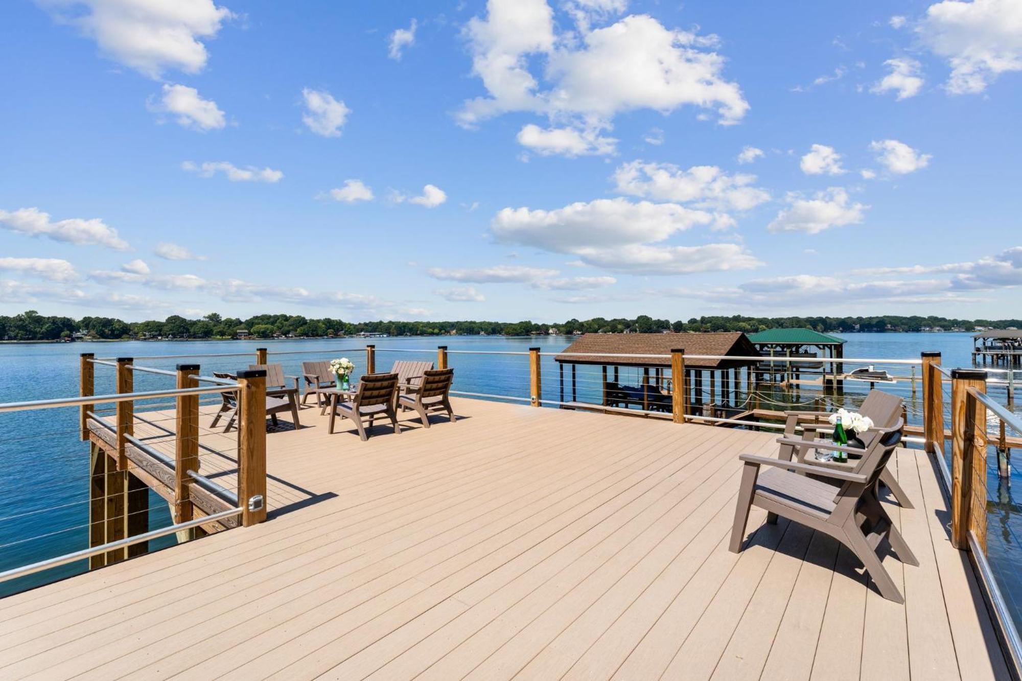 Lakefront Living Mooresville Extérieur photo