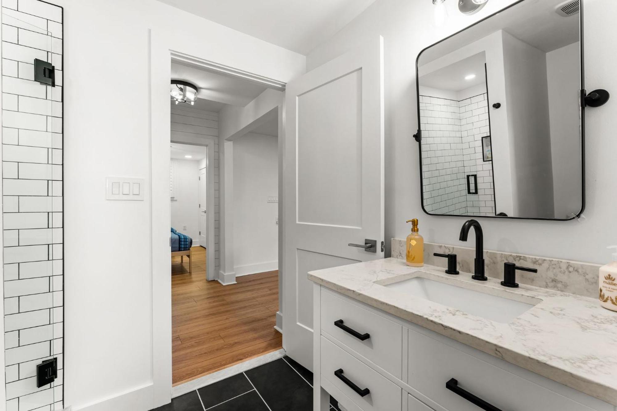 Lakefront Living Mooresville Extérieur photo