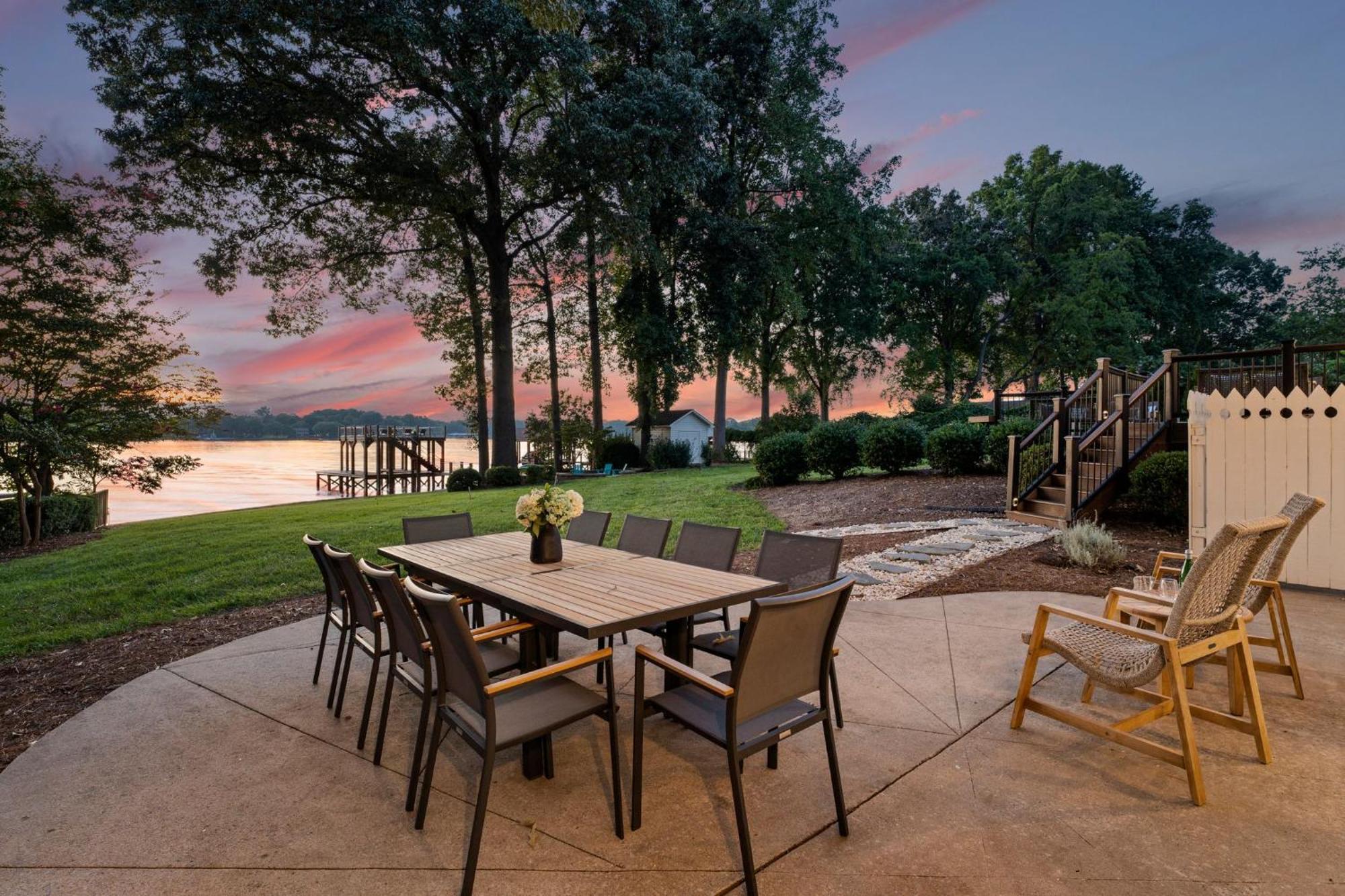 Lakefront Living Mooresville Extérieur photo