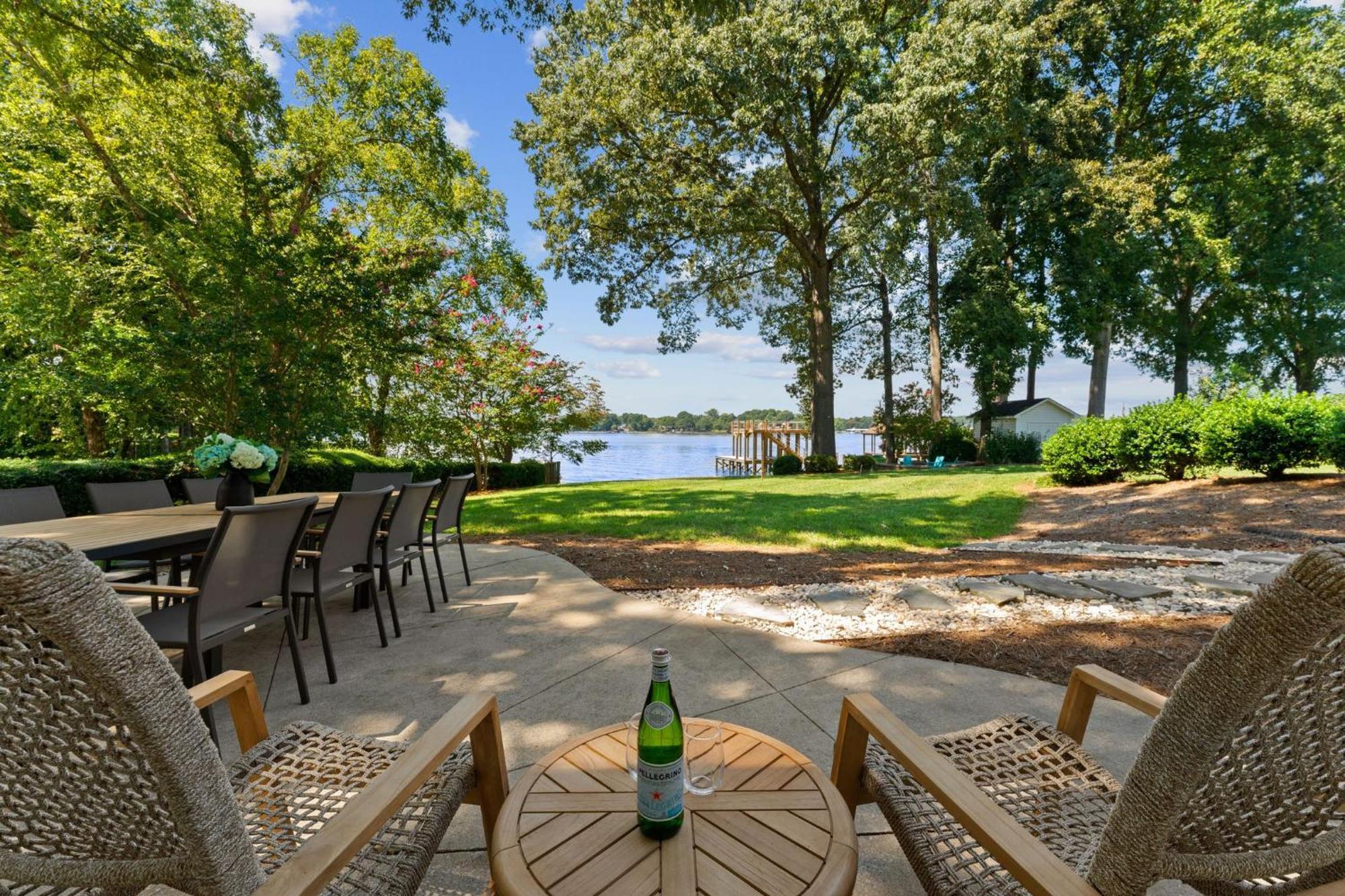 Lakefront Living Mooresville Extérieur photo