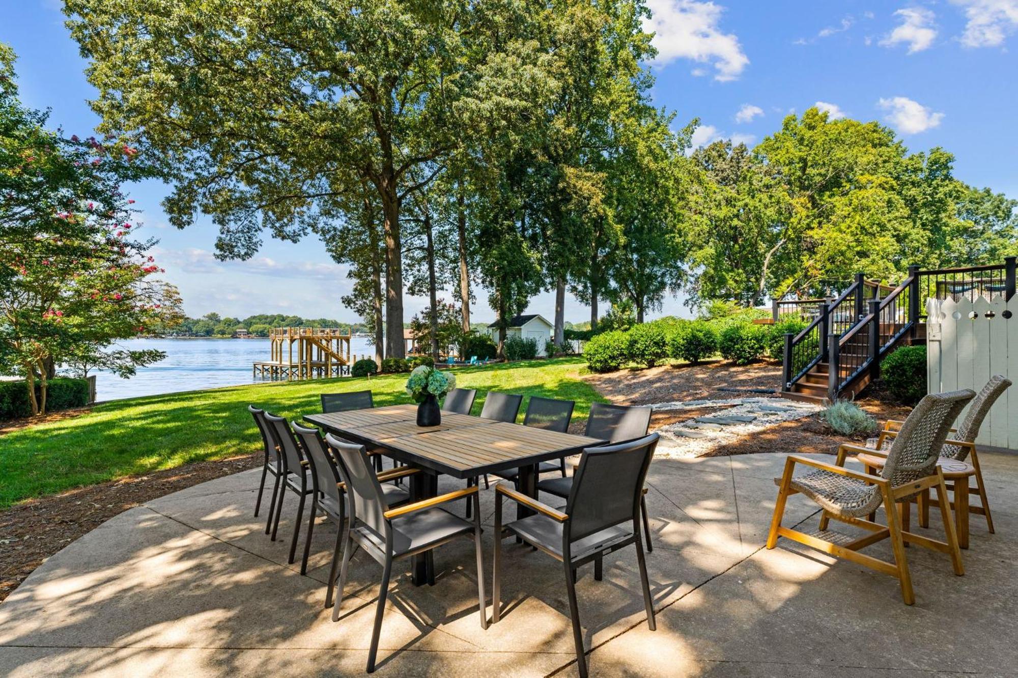 Lakefront Living Mooresville Extérieur photo