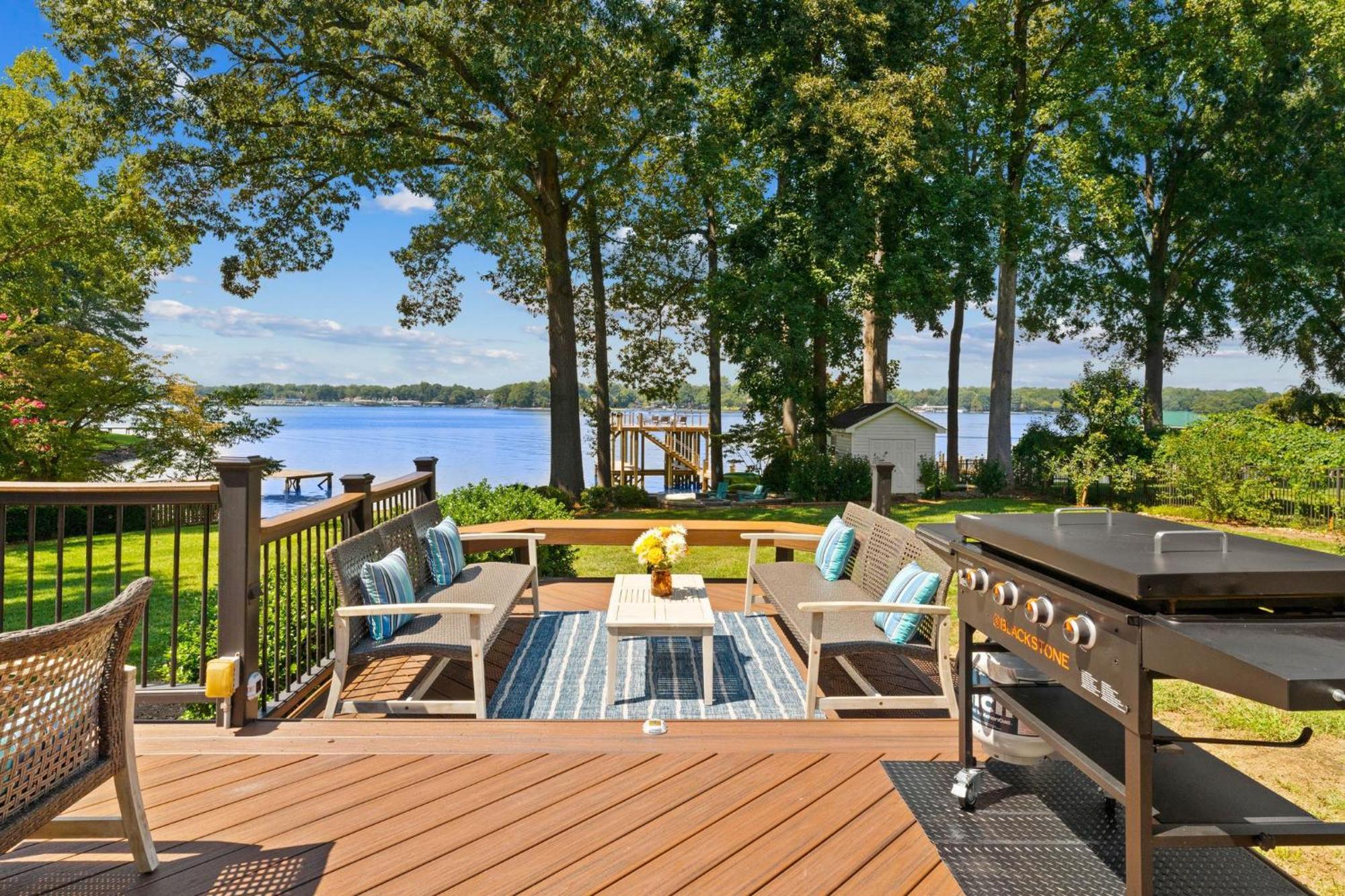Lakefront Living Mooresville Extérieur photo